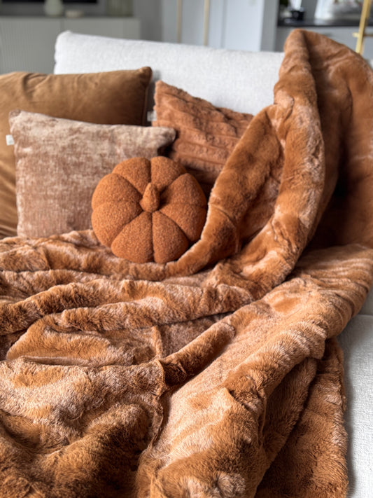 Kuschelige Wohndecke Zinzi tobacco braun edel 140 x 180 cm