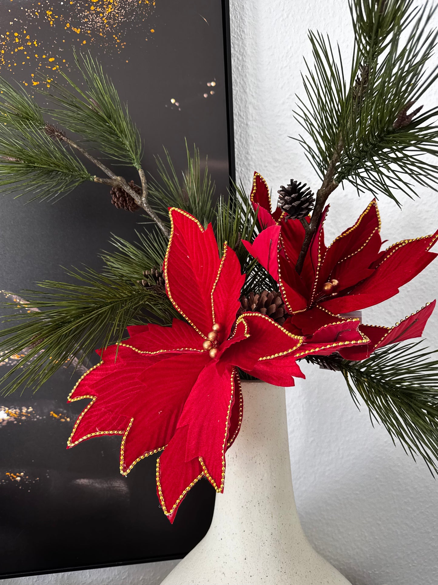 Künstlicher Weihnachtsstern Rot 43 cm mit goldenen Kugelrändern von Clayre & Eef