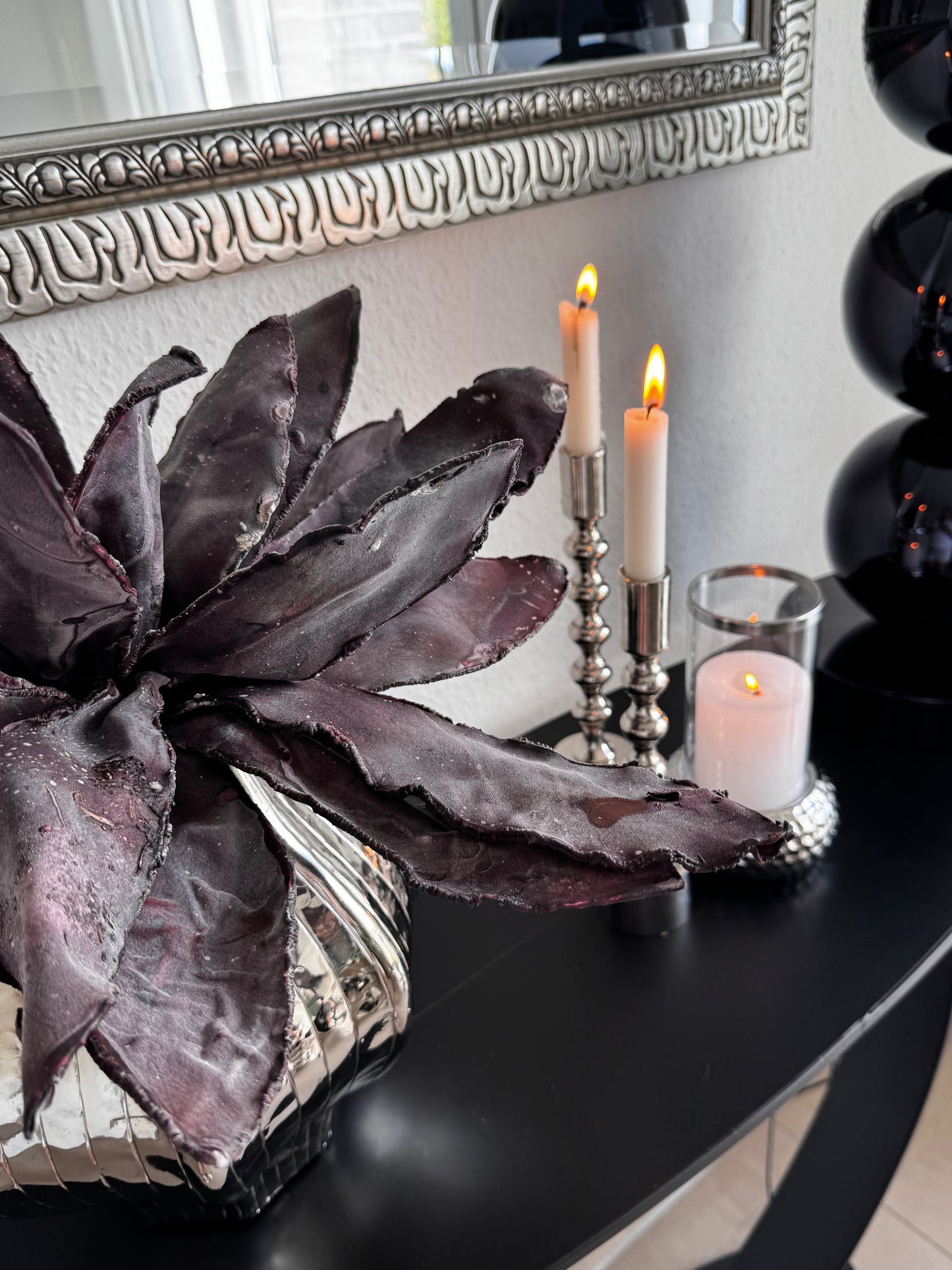 Dekorative Kunstblume – Luimes & Luimes Villa Pottery
