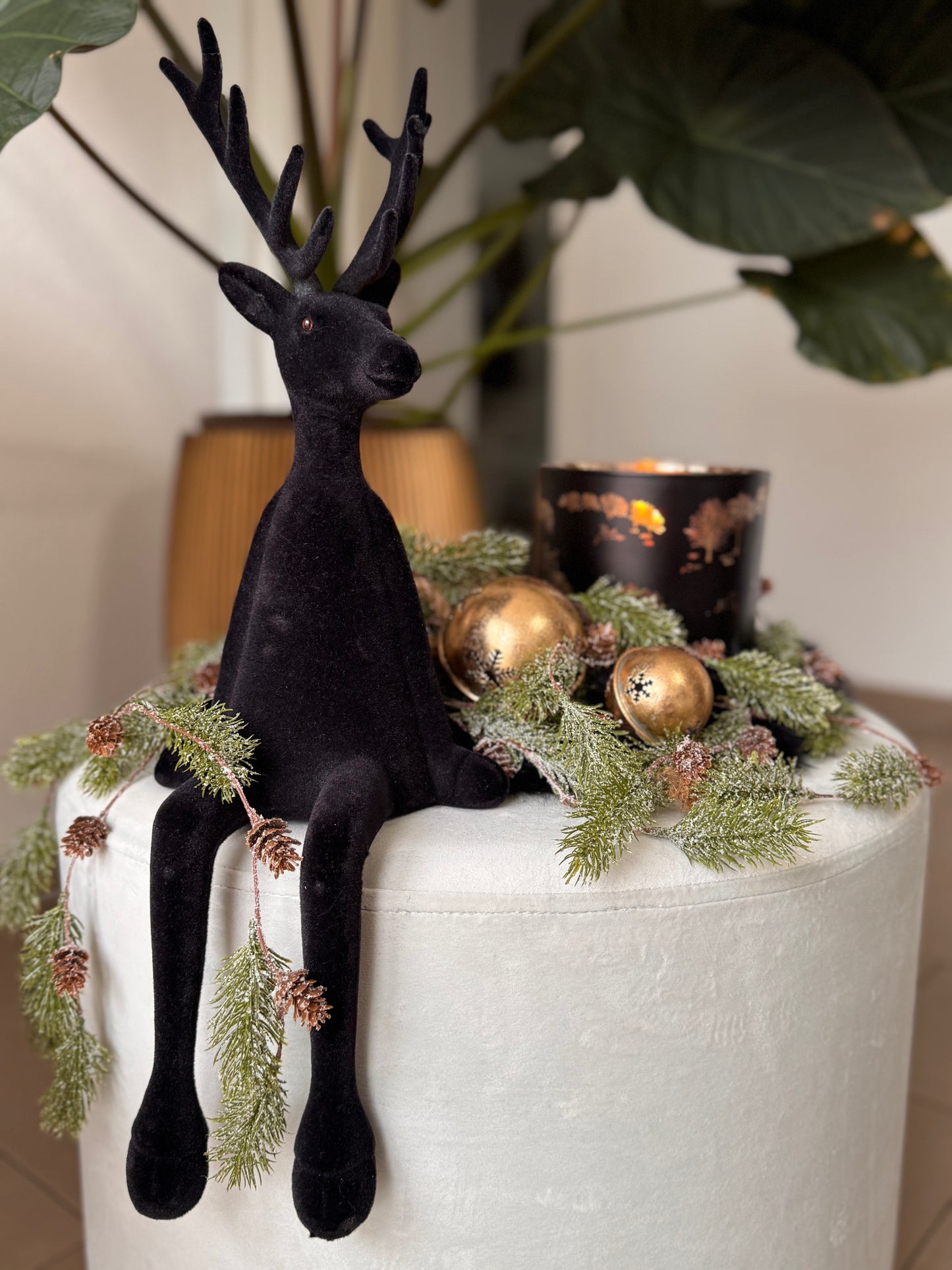 Tannenzweige für Dekoration mit Zapfen 109 cm Länge