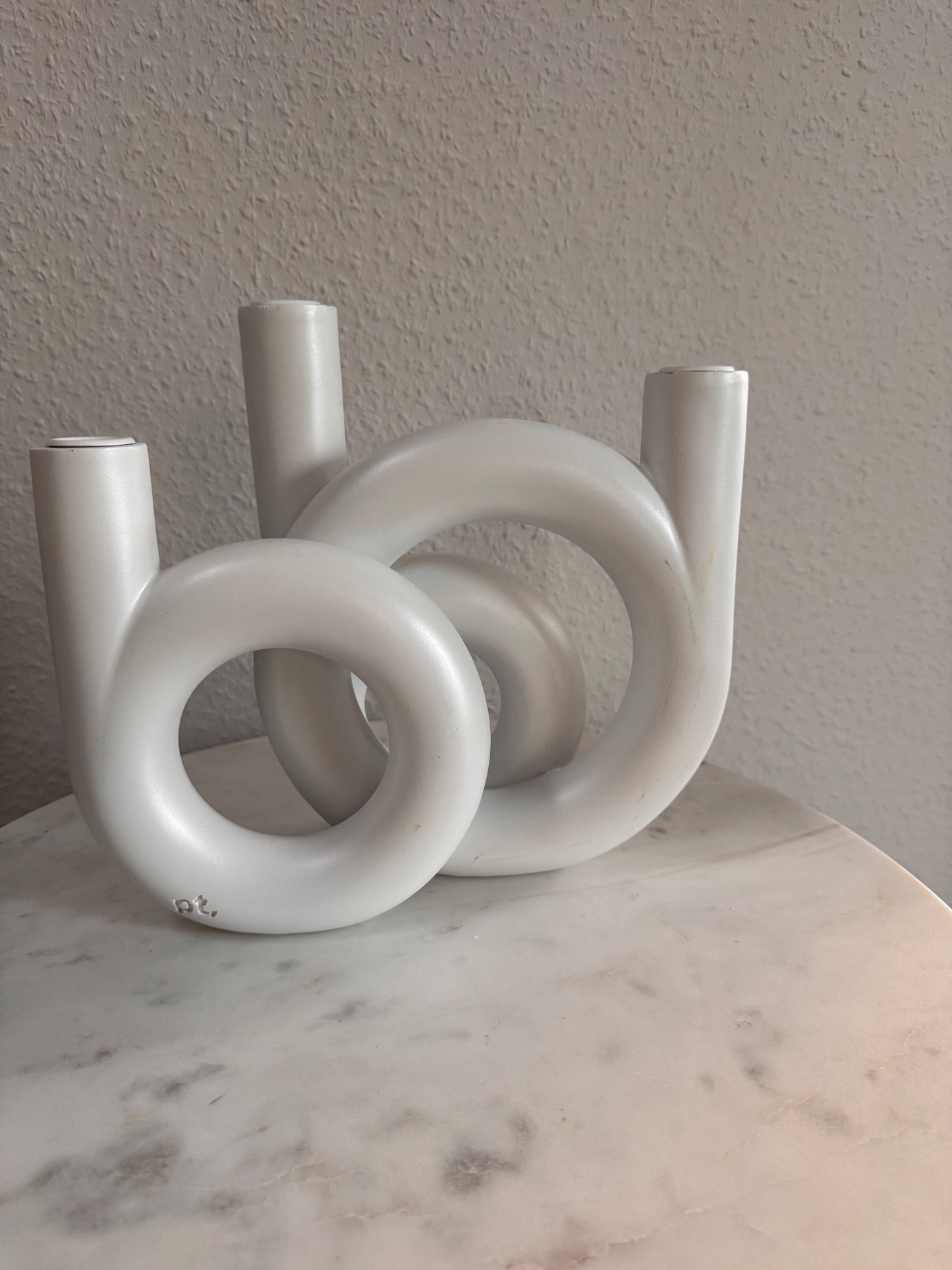 Kerzenhalter Ringeform v. Present Time Medium