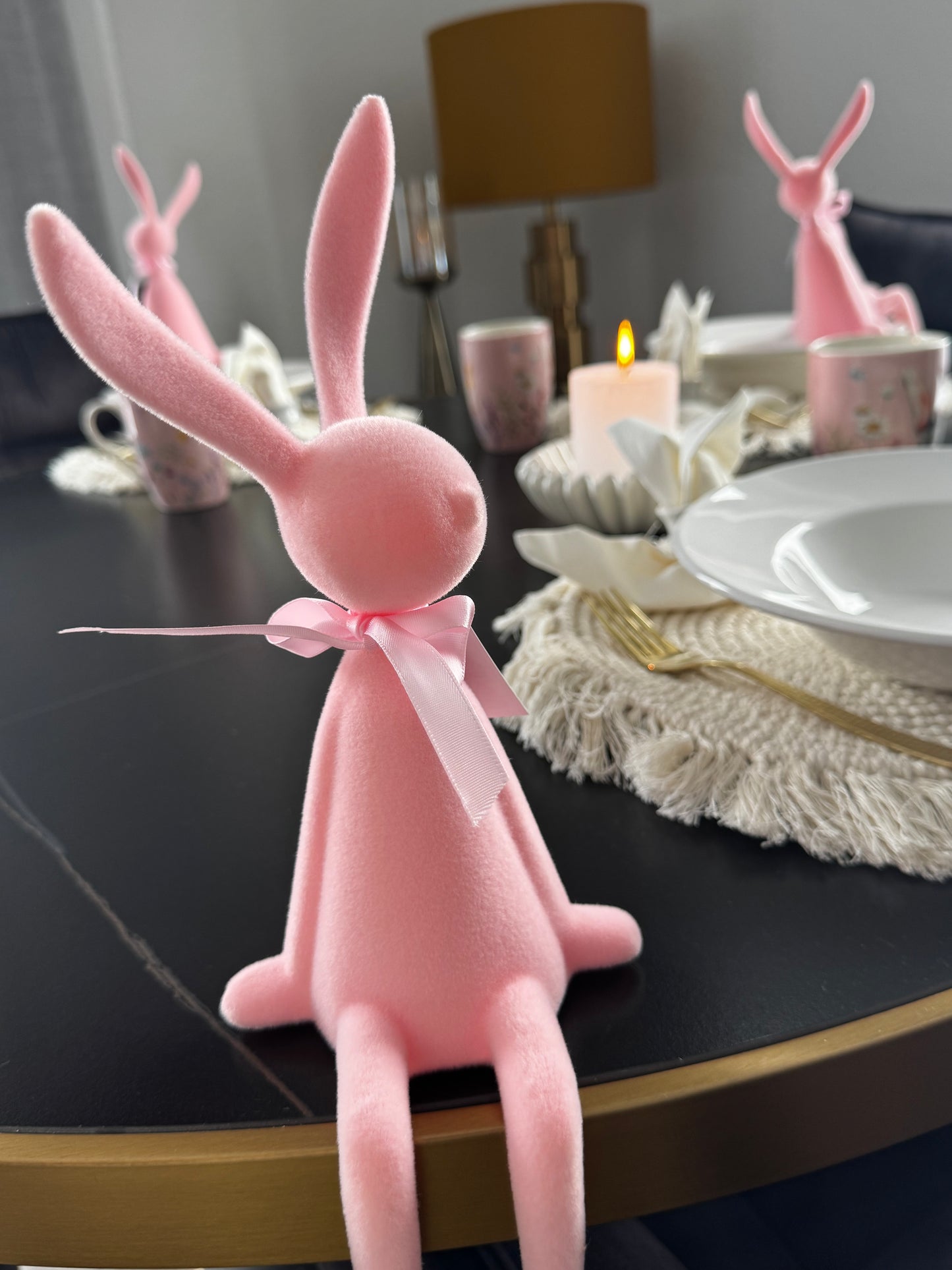 Osterhase der fröhliche Kantenhocker in Rosa 36 cm von Wurm