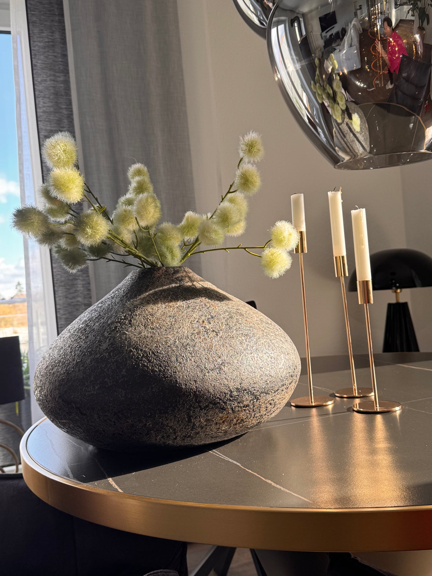 Naturstein Vase Ufoförmig schwarz-grau