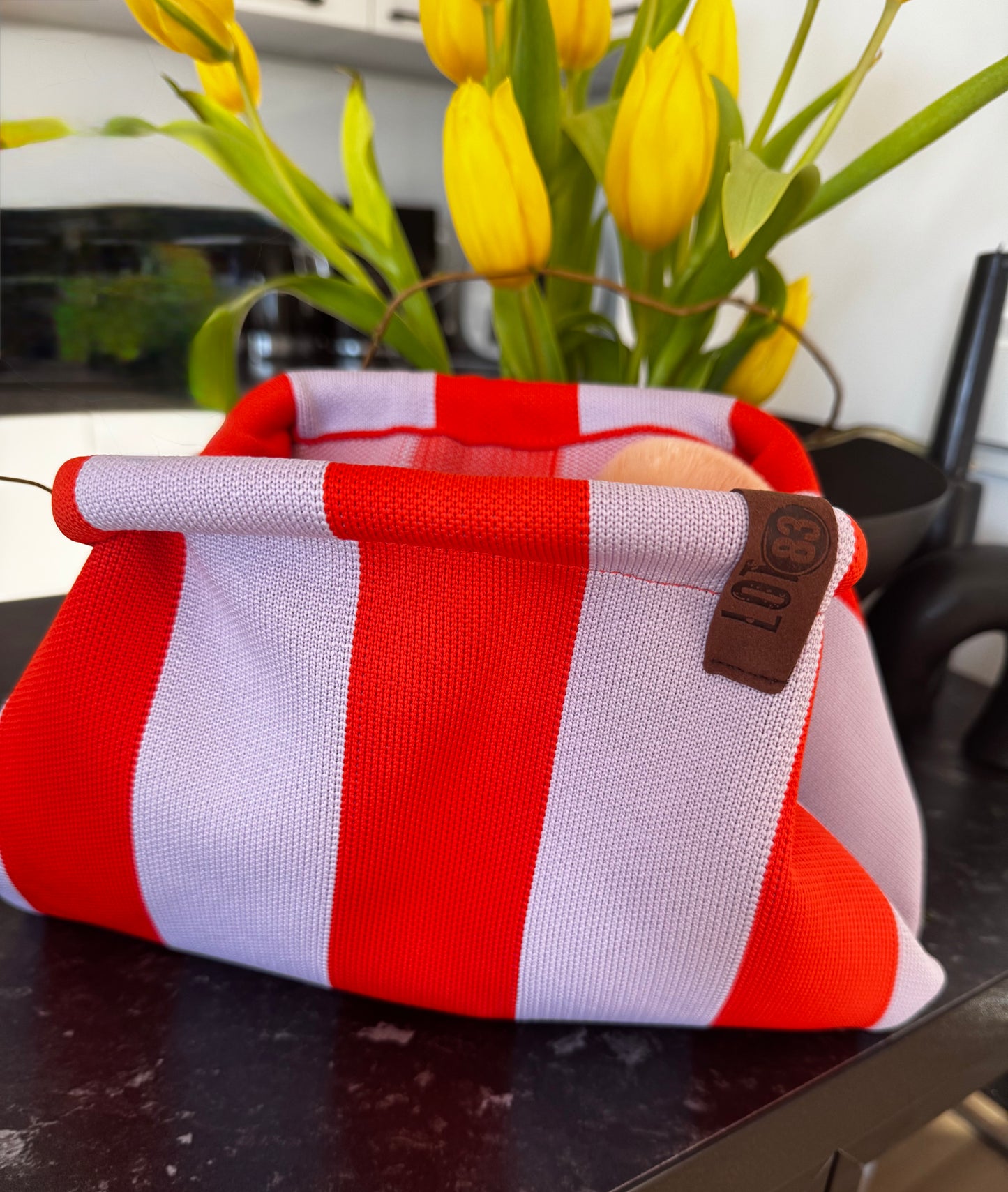 LOT83 Modische Clutch/ Organizer in Flieder/Orange