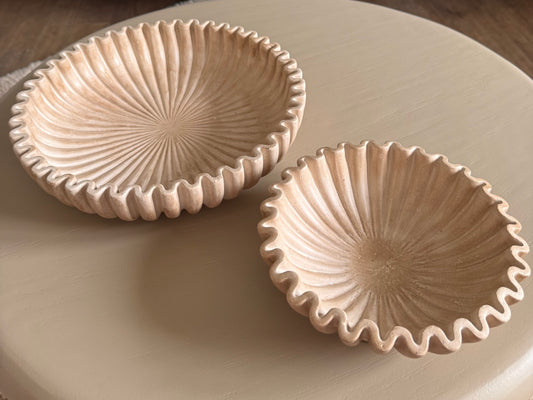 Schale Plissee beige groß