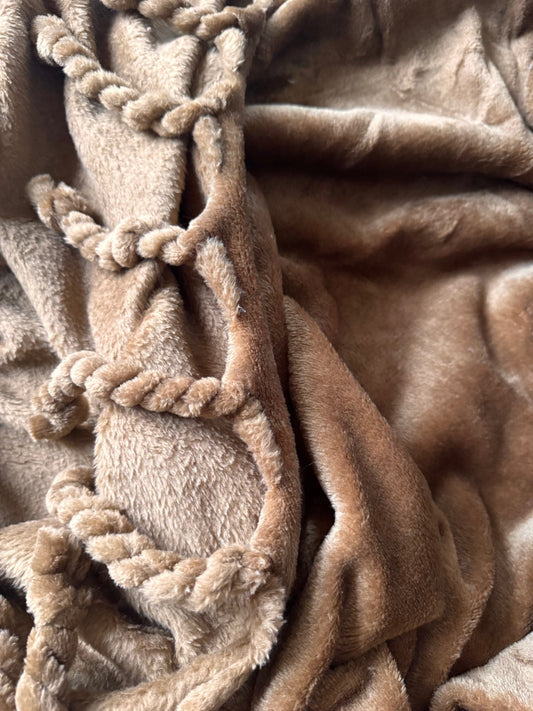 Wohndecke Fleece FLORIJN in Tobacco Braun 150 x 200 cm von Dutch Decor - JP Lifestyle & More
