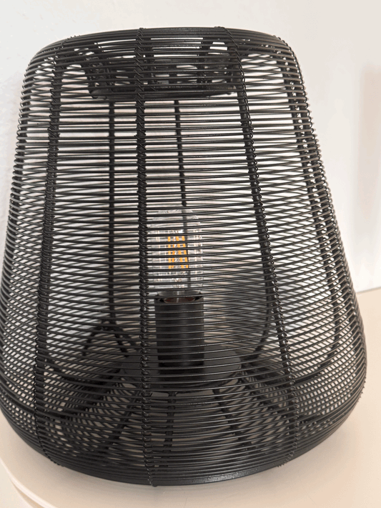 Tischlampe v. Colmore schwarz Drahtgeflecht
