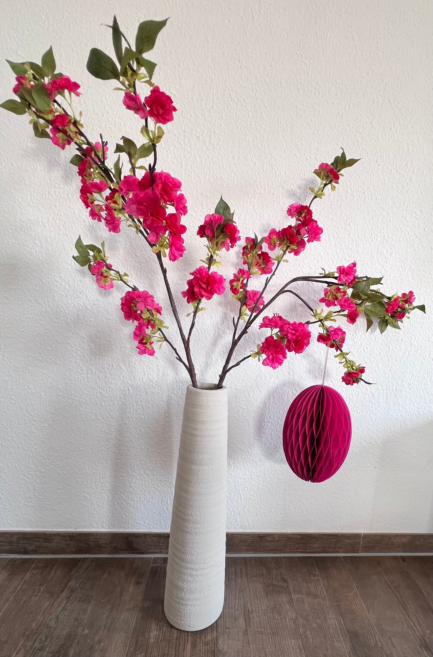 Papier Osterei in Pink 25 cm zum Hängen