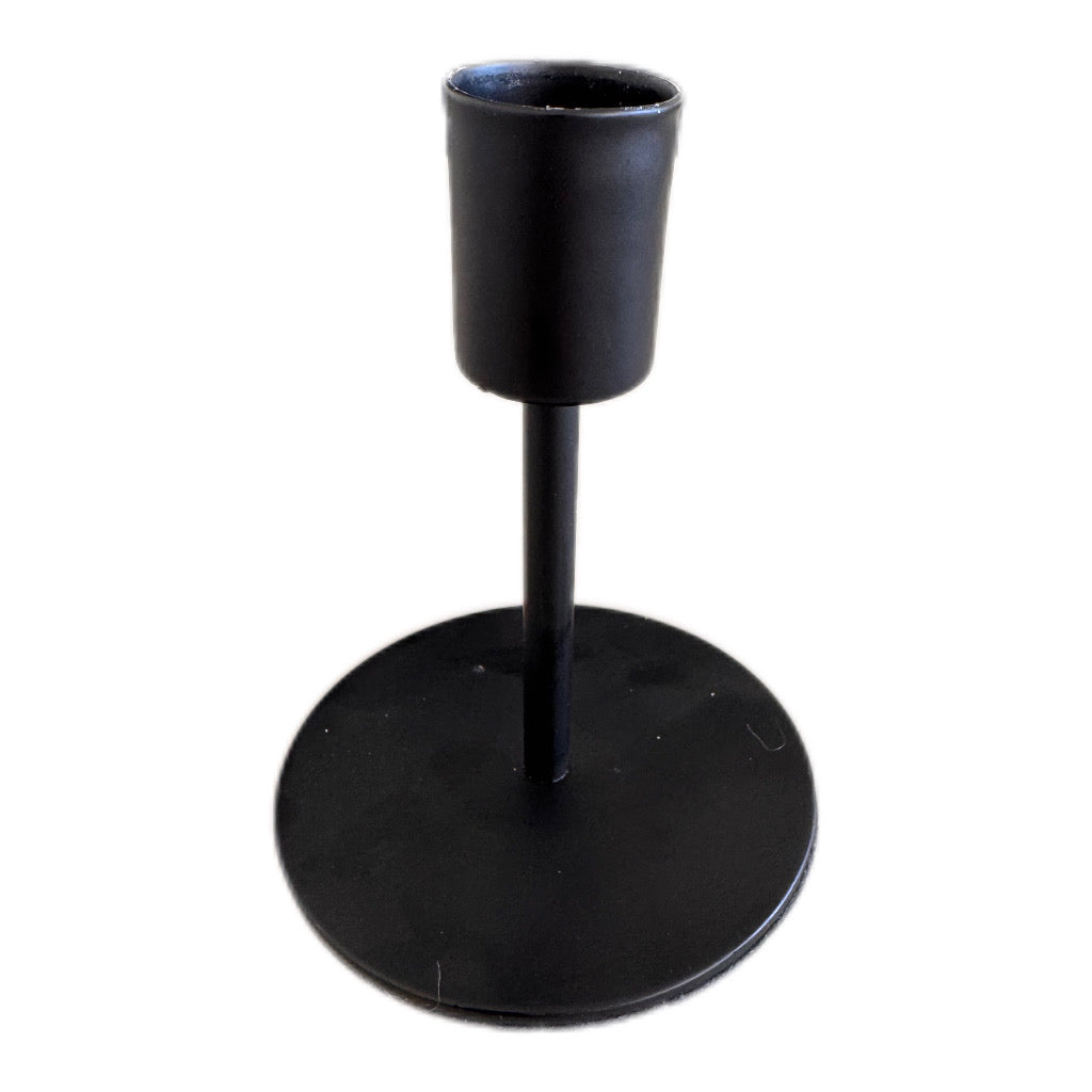 Kerzenhalter in Schwarz von Housevitamin