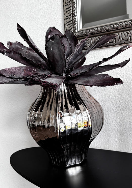 Dekorative Kunstblume – Luimes & Luimes Villa Pottery