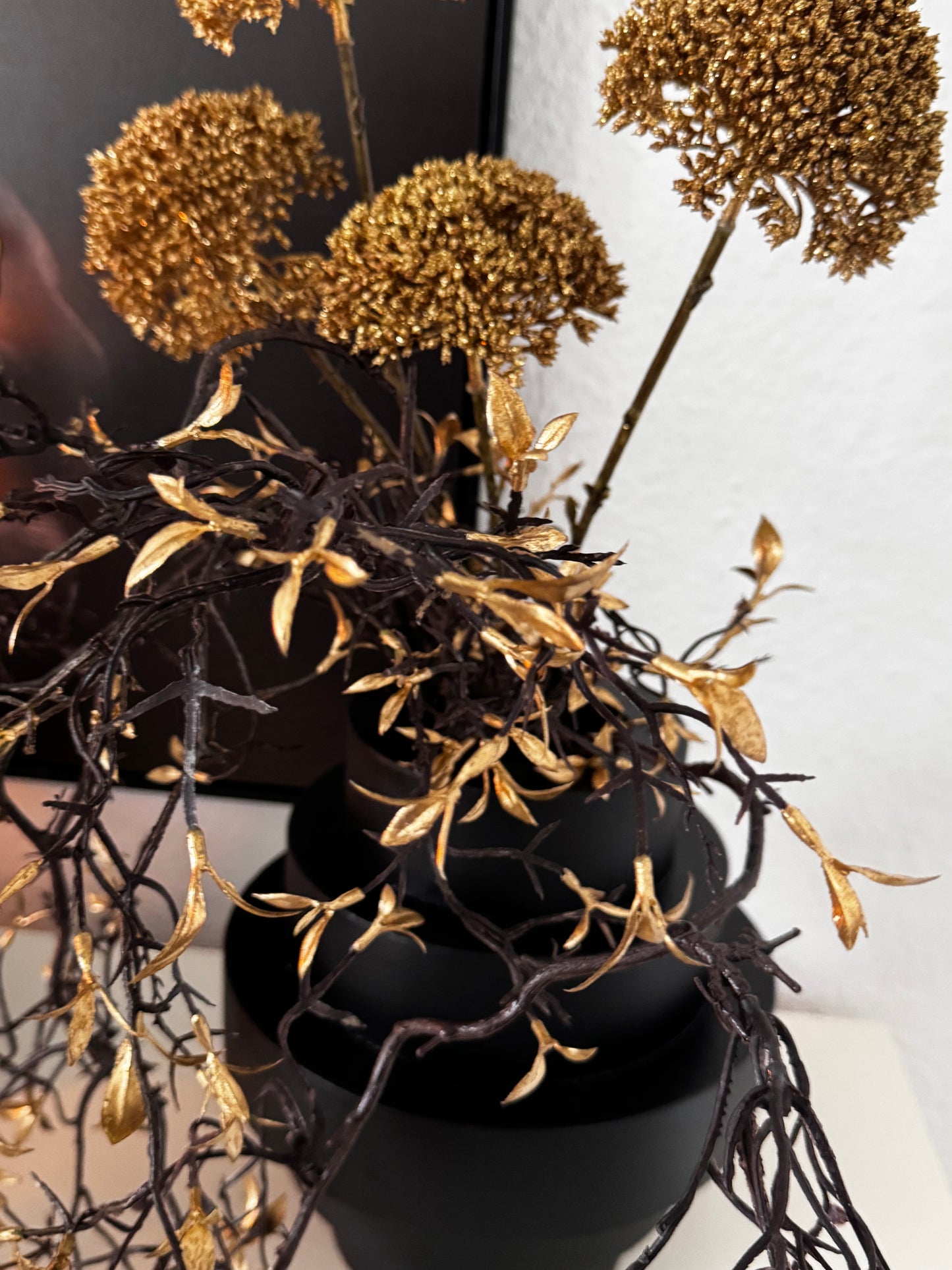 BOI! WOW Interior Blumenvase Metall Schwarz 22 × 22 × 25 cm