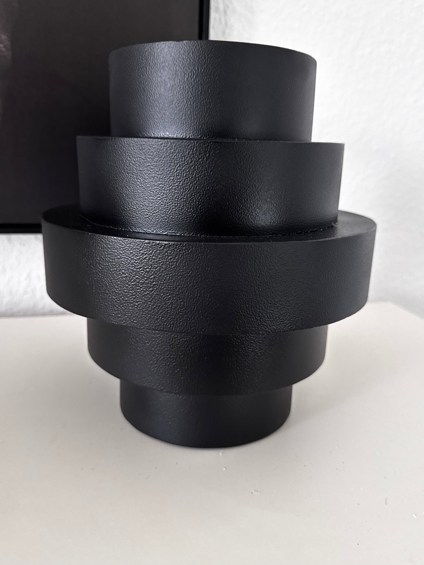 BOI! WOW Interior Blumenvase Metall Schwarz 22 × 22 × 25 cm