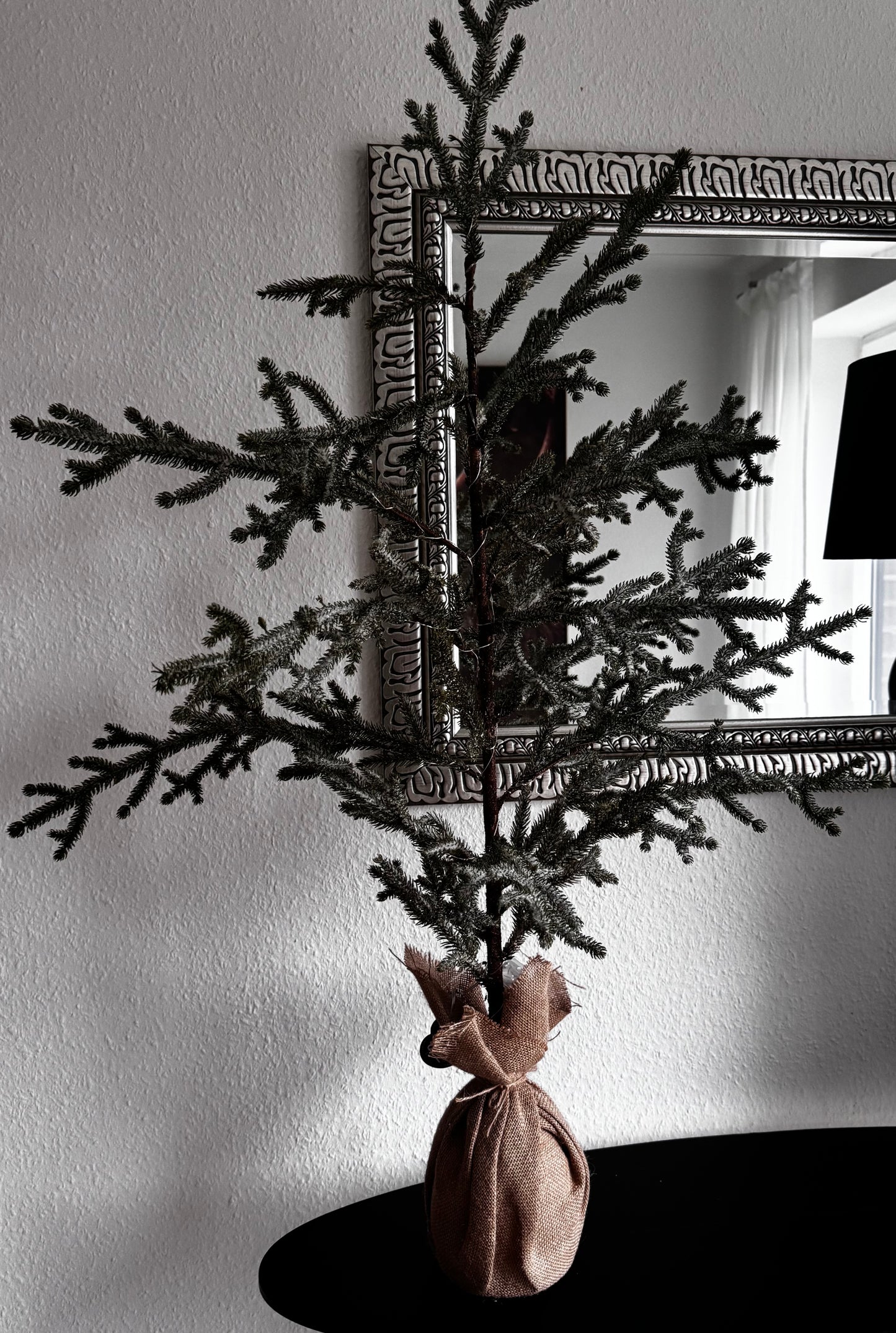 Tannenbaum mit LED-Beleuchtung und Jutesack 120 cm
