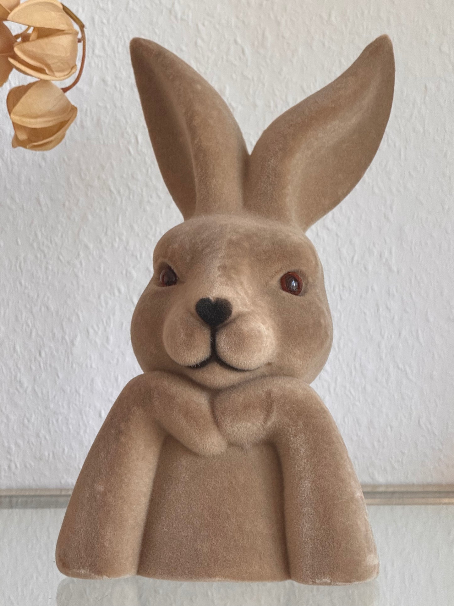 Hase Mark Samtoptik in Braun 26 cm