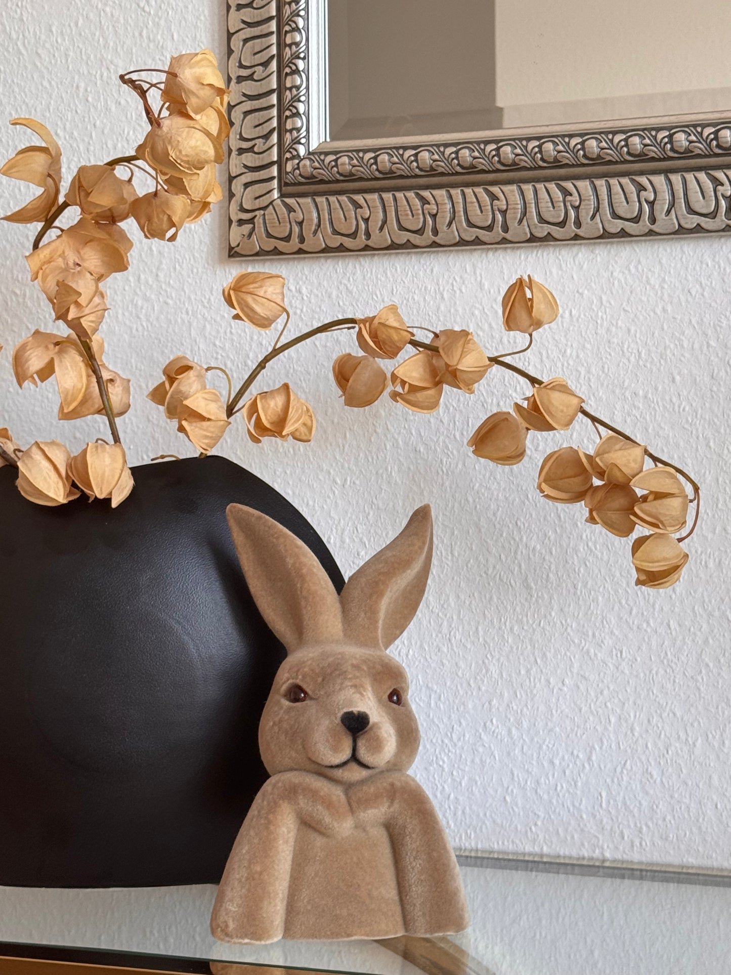 Hase Mark Samtoptik in Braun 26 cm