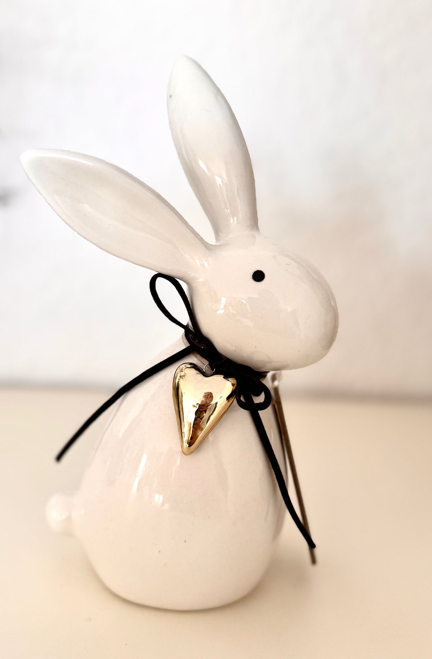 Hase XOXO weiß mit Goldherz von Exner