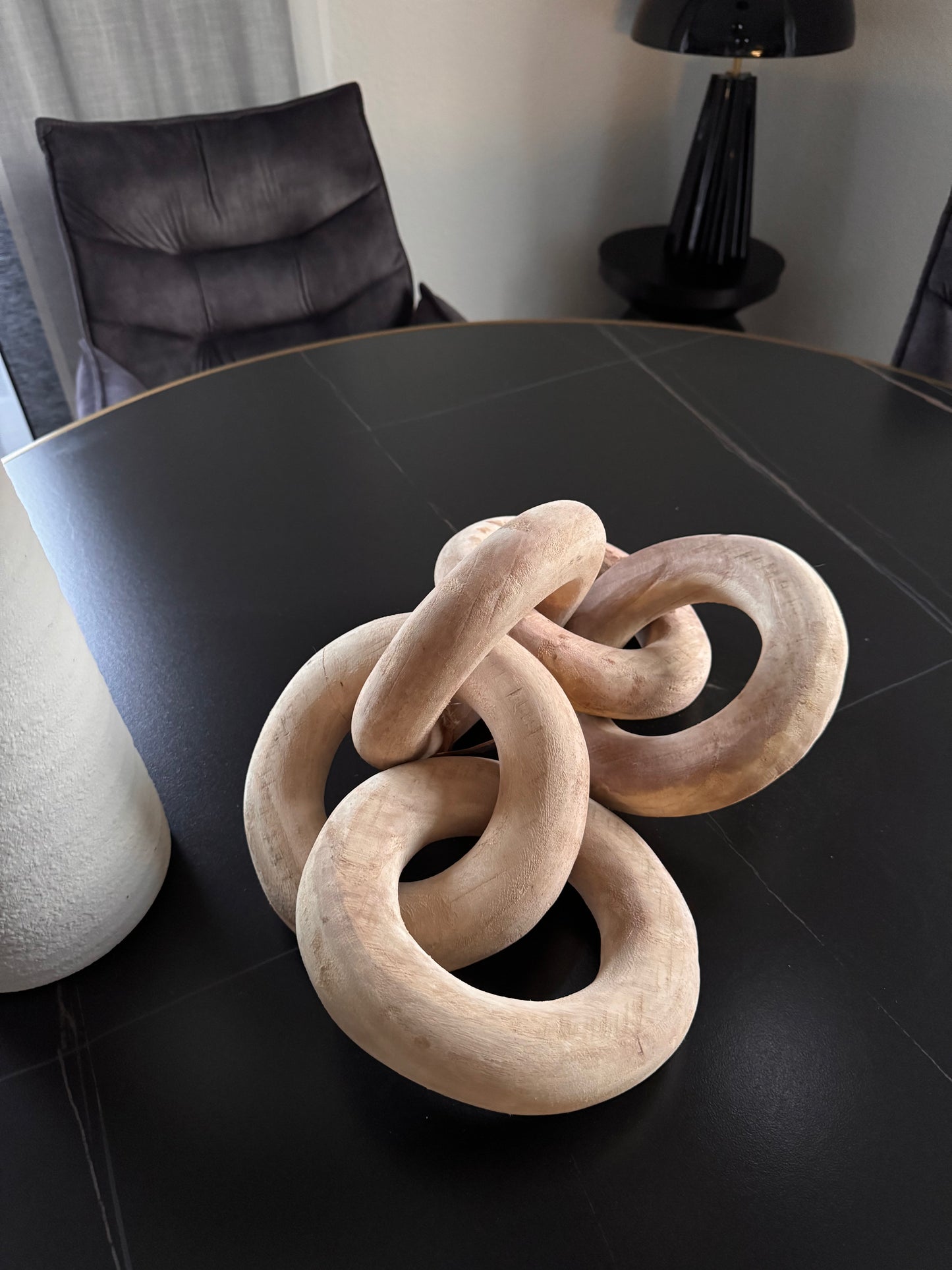 Moderne dekorative Holzkette groß