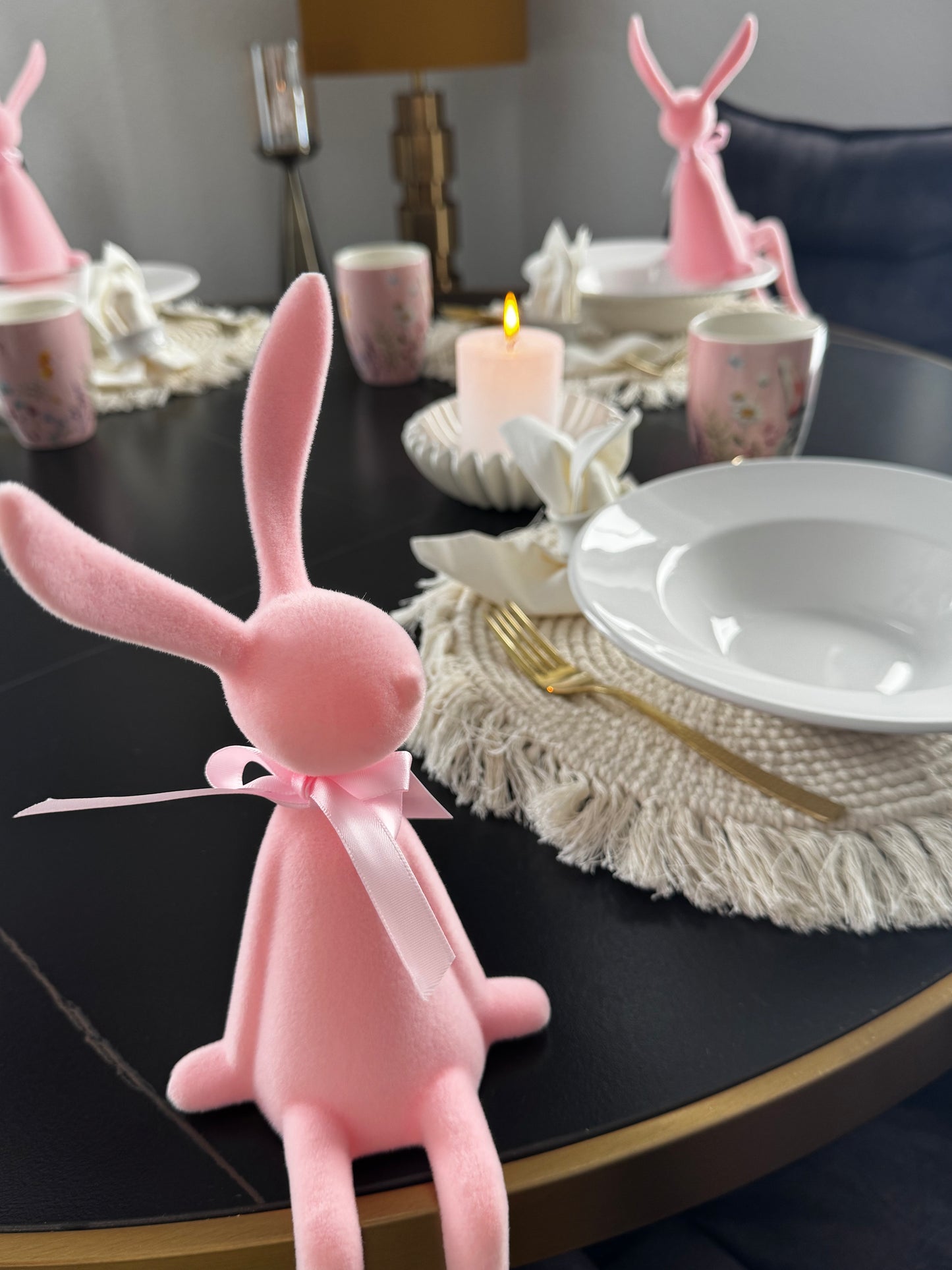 Osterhase der fröhliche Kantenhocker in Rosa 36 cm von Wurm