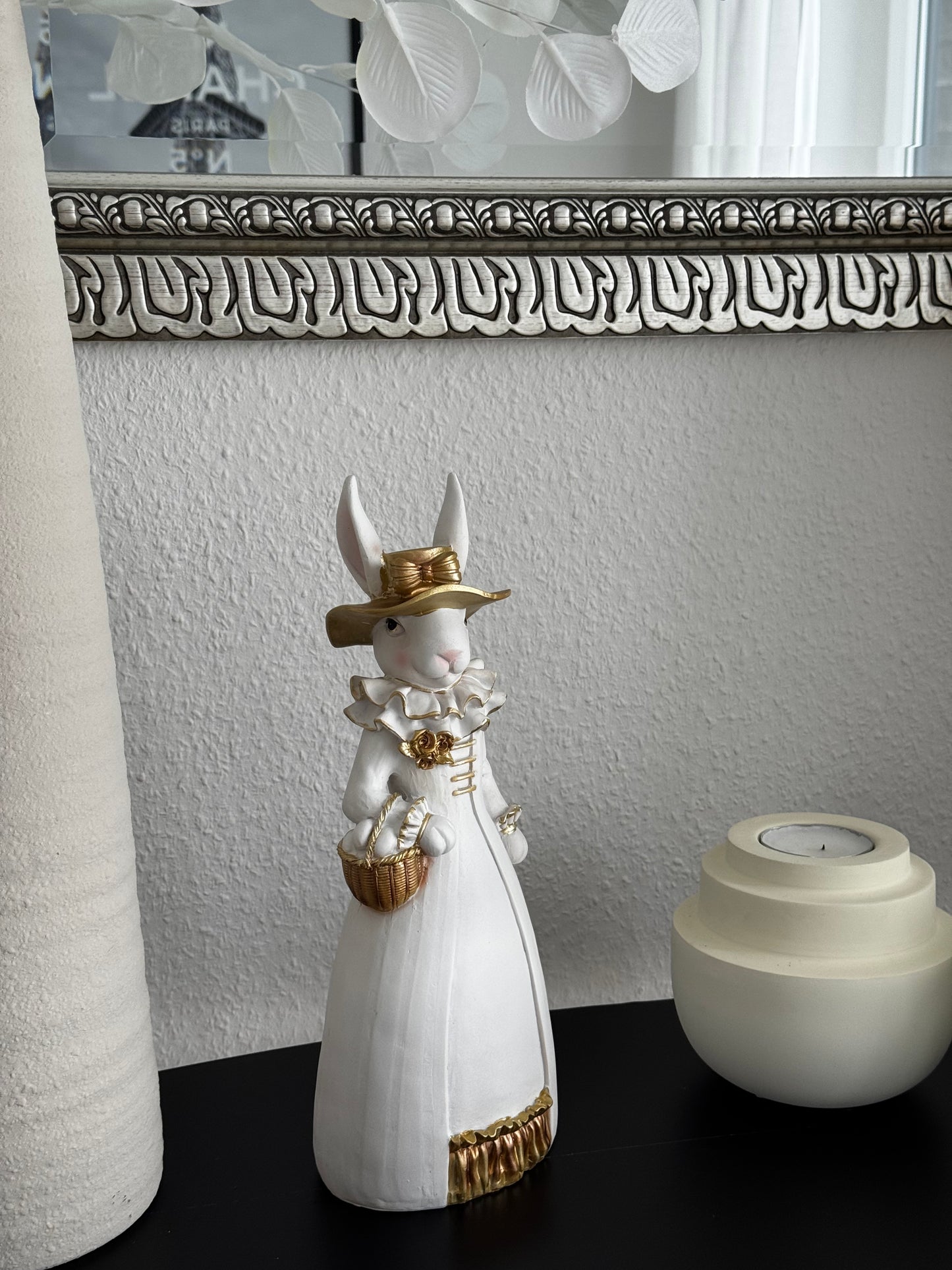 Hase Frau in Weiß/Gold 36 cm von Wurm