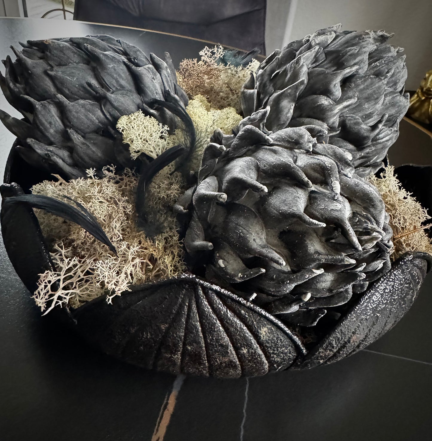 Dekoschale "Lottusblüte" in Antik Schwarz von Countryfield 35 cm