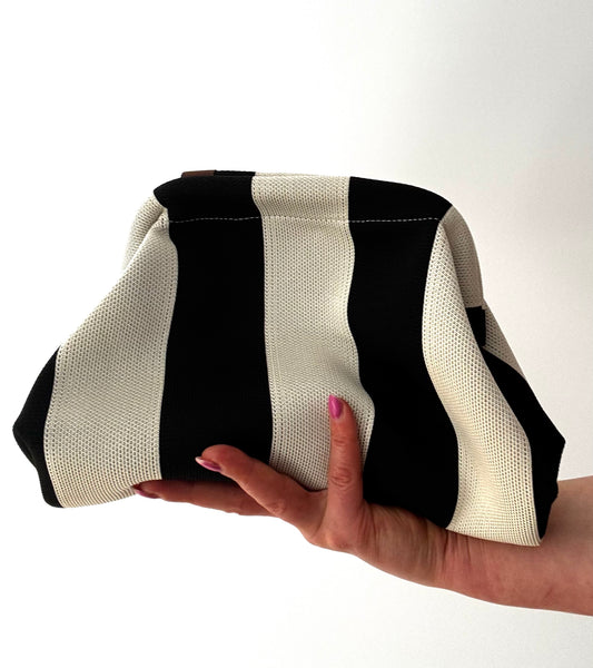 LOT83 Modische Clutch/ Organizer in Beige/Schwarz