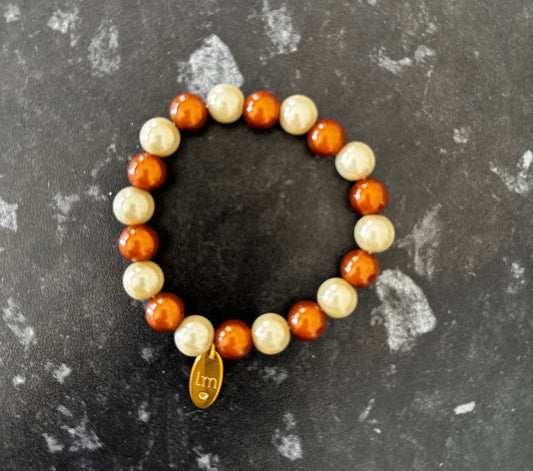 Armband in Beige/Mandel " Galaxy Pearl" von Lizzy Mae 10 mm