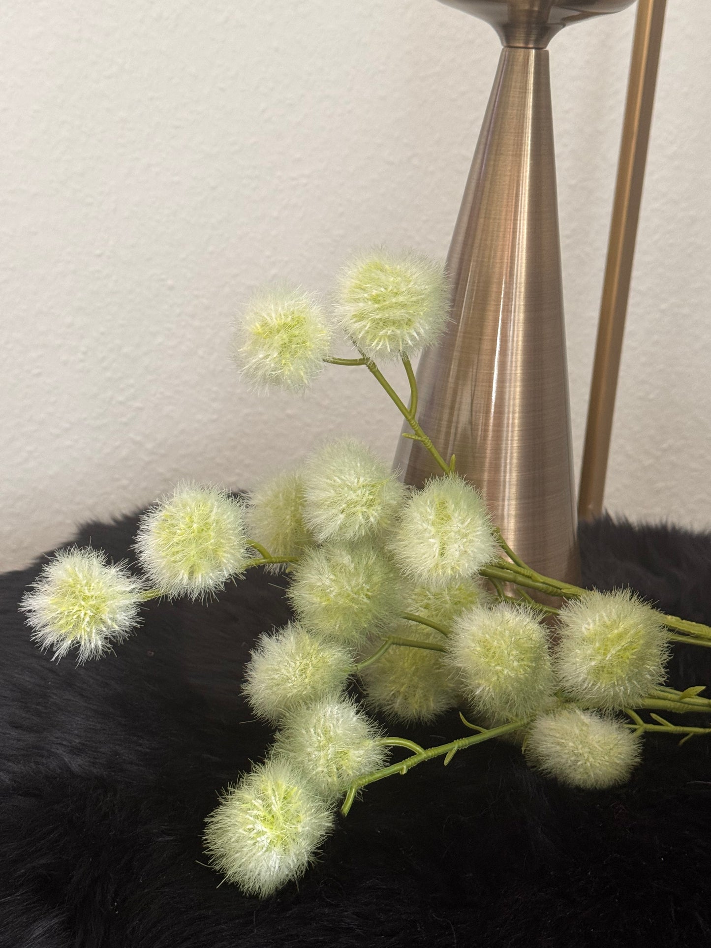 Künstlicher Knopfgras Zweig in Helllgrün ca.54 cm by Lauco