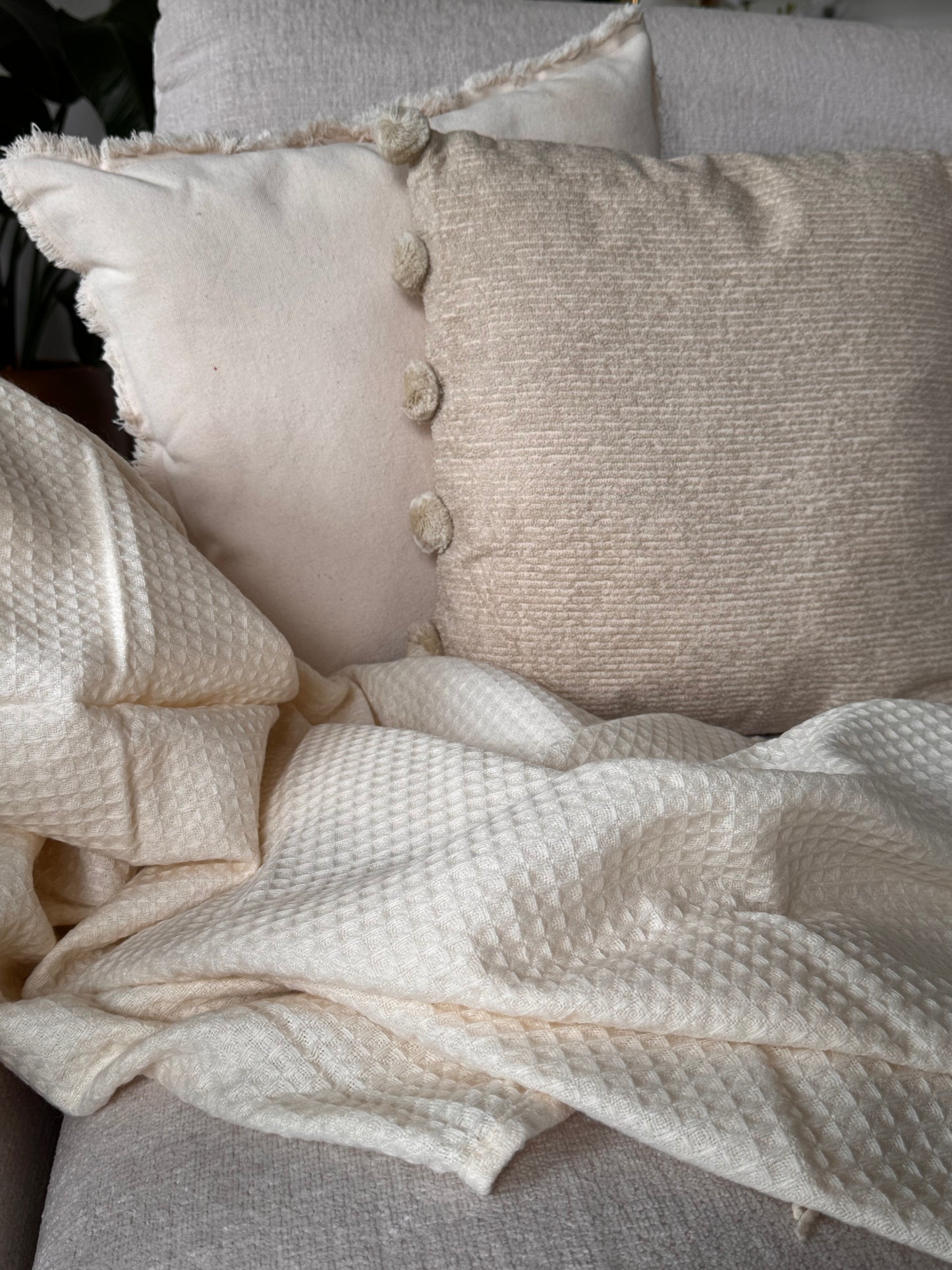 Wohnkissen "Cussin"  Beige / Creme 45 x 45 cm von Exner